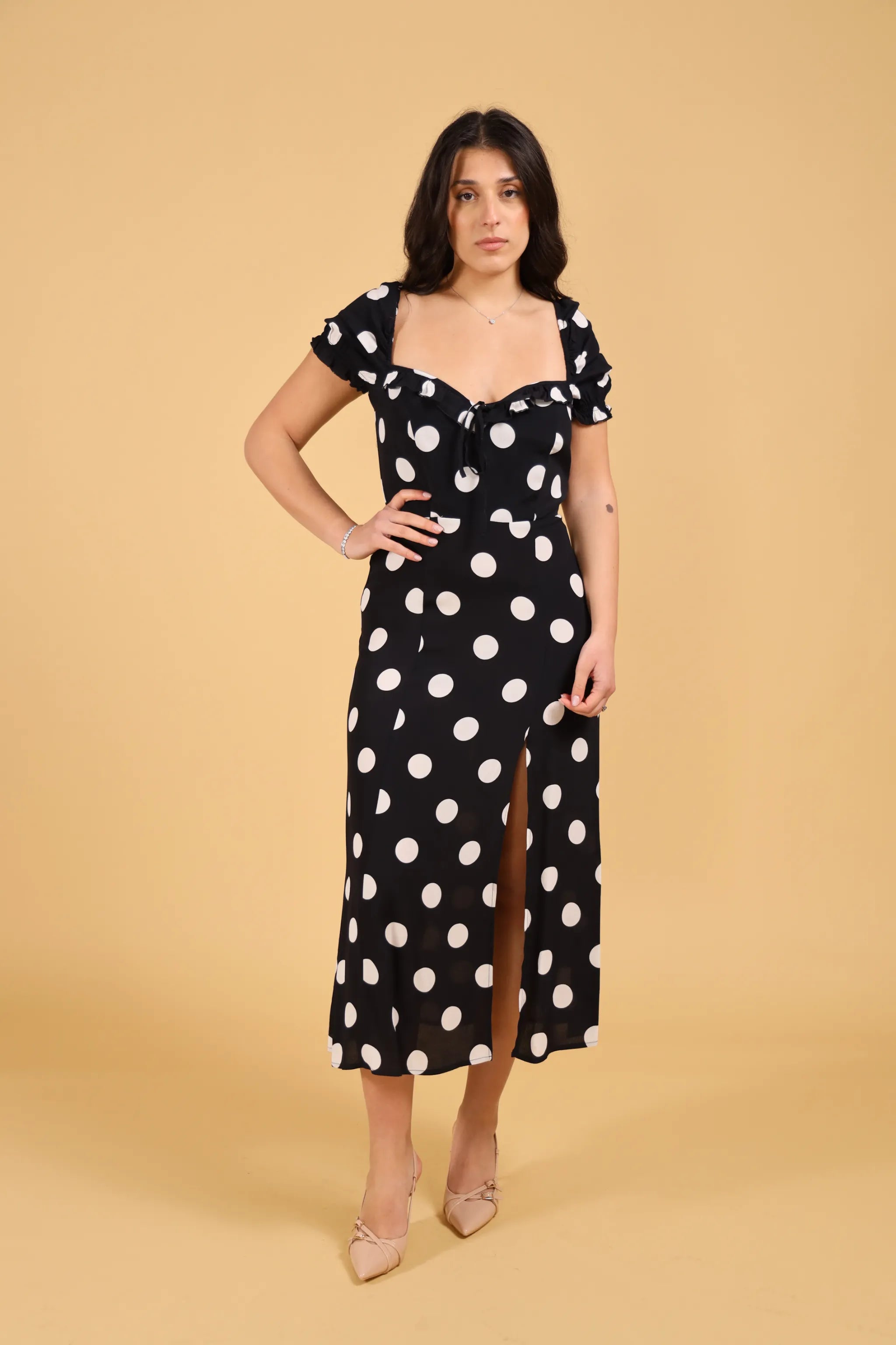 MAR DE MARGARITAS-NIKITA ABITO POIS