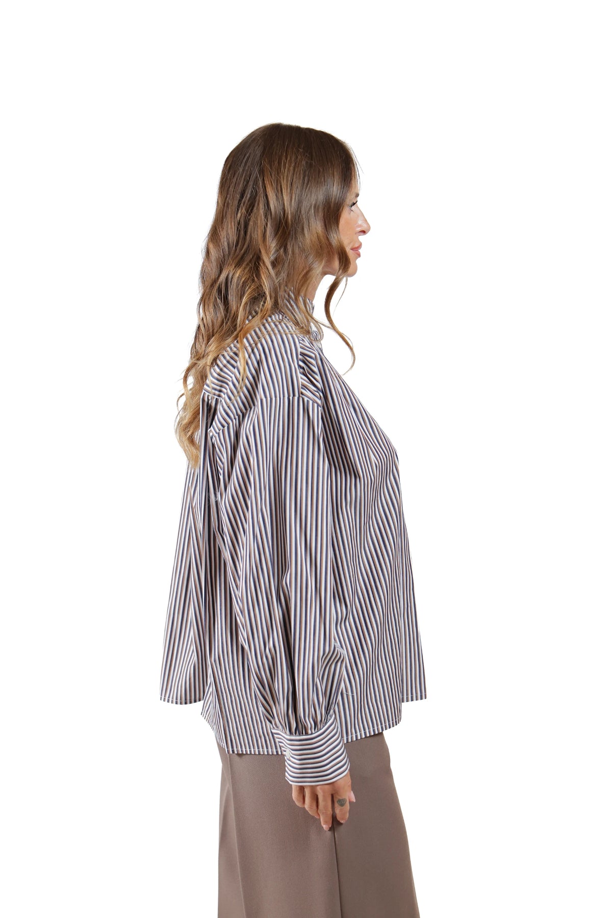 LEBIA-CAMICIA