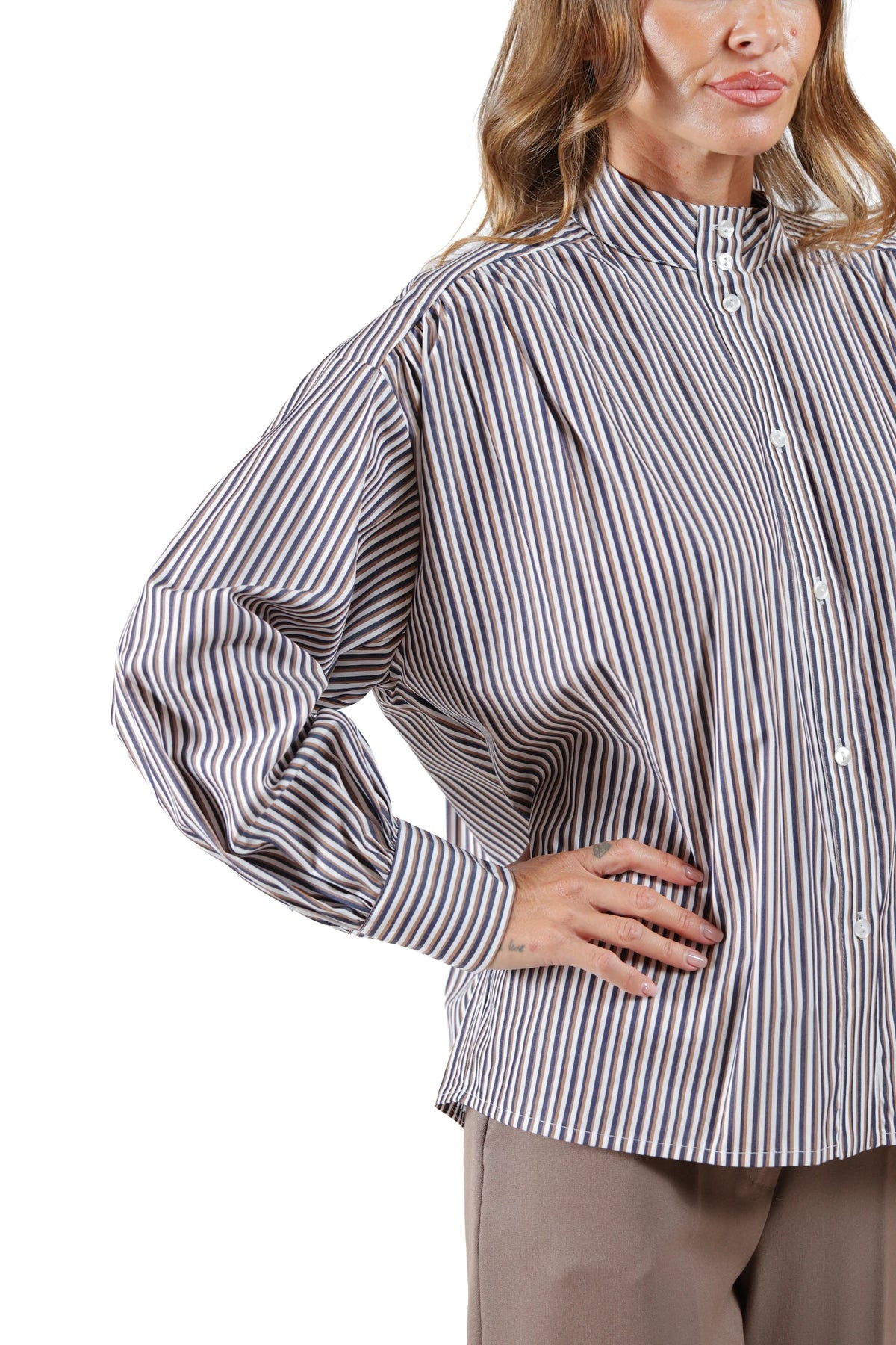 LEBIA-CAMICIA