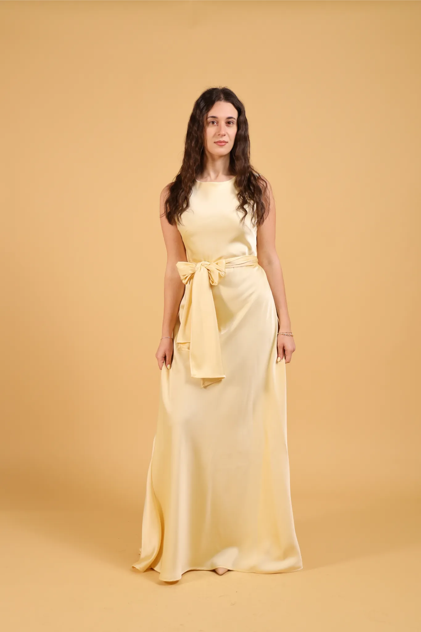 MAISON REBECCA-ABITO LUNGO LOHANA GIALLO