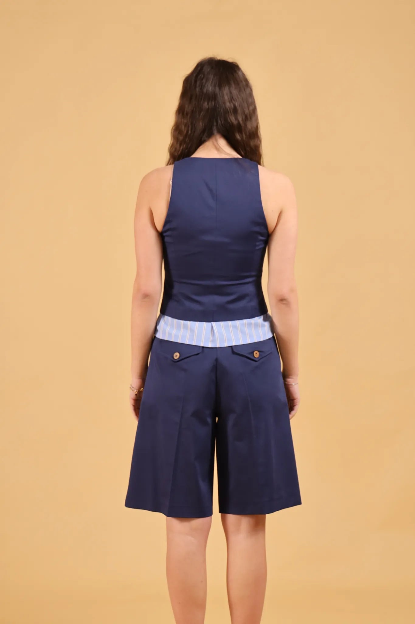 MAISON REBECCA-TAILLEUR BERMUDA E GILET
