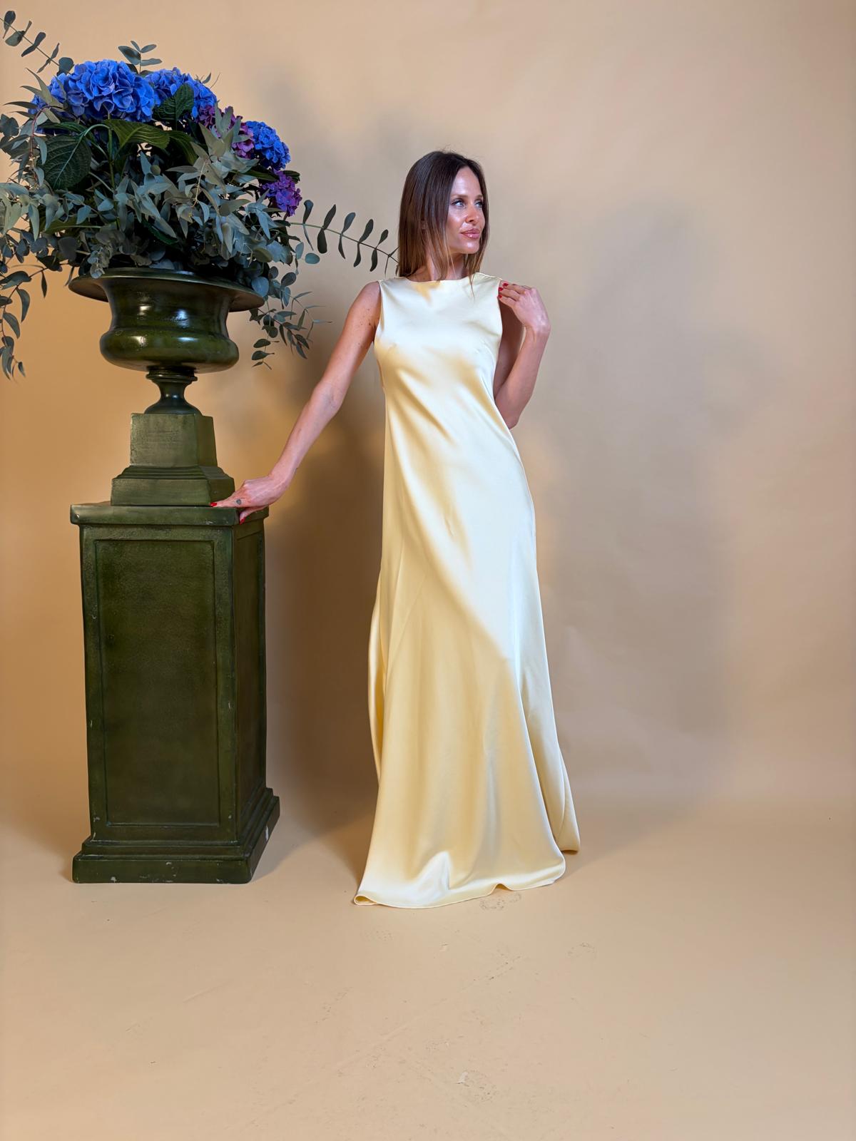 MAISON REBECCA-ABITO LUNGO LOHANA GIALLO