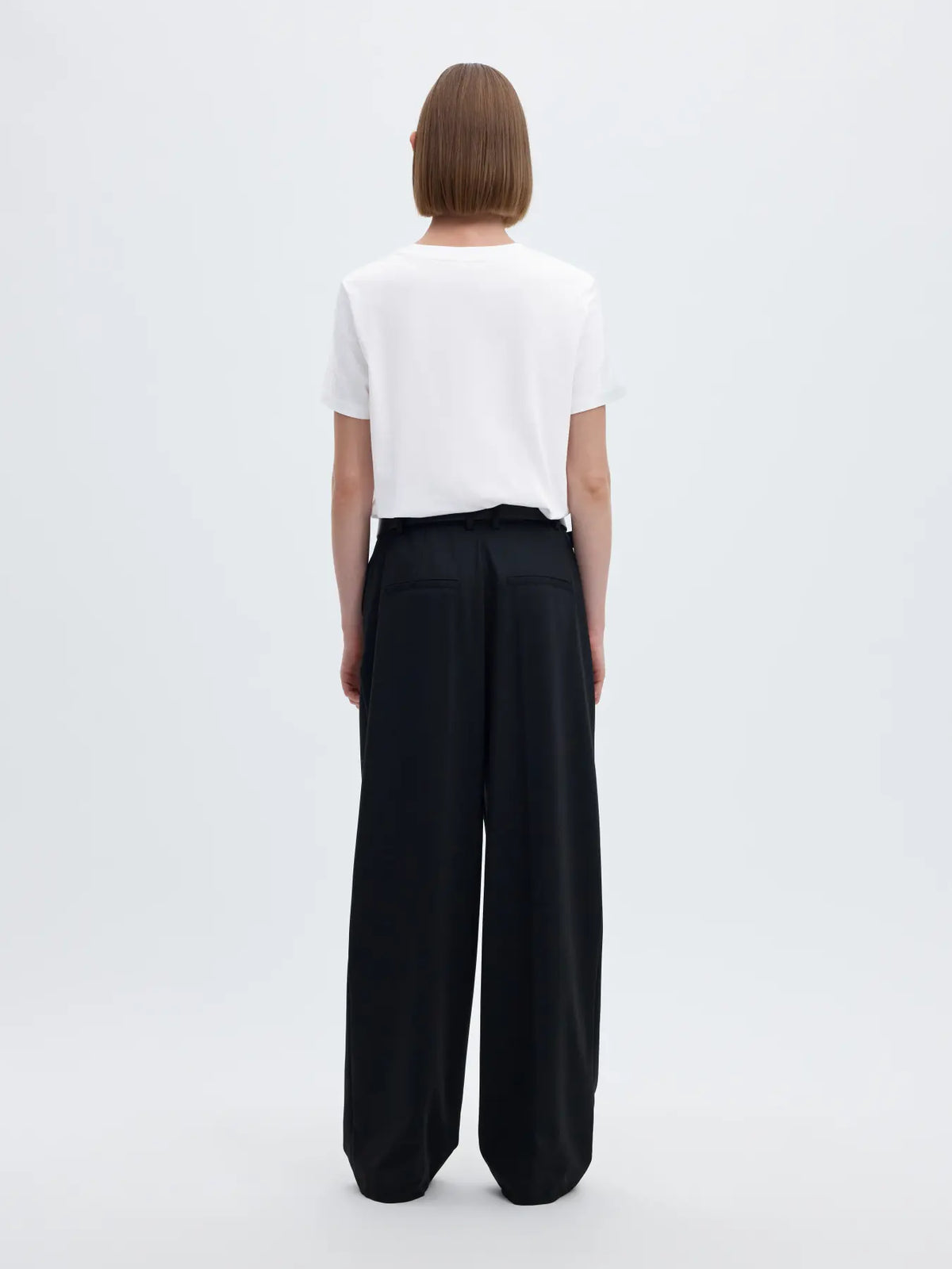 ESSENTIAL-SHIRT BASIC
